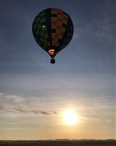 Полет для двоих из трех