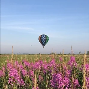 Полет для троих